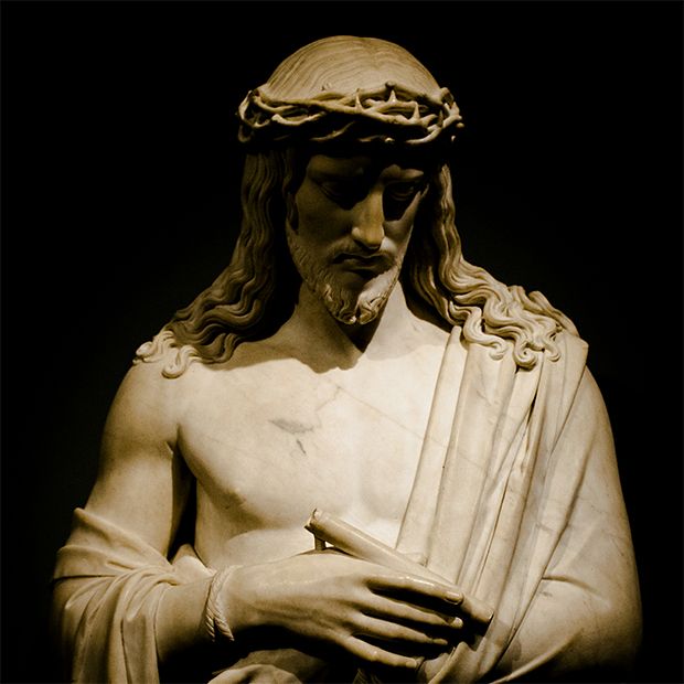 Statue of Christ wearing the crown of thorns, which adorned His head as He prepared for His crucifixion.